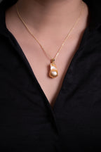 Orvella Baroque Necklace